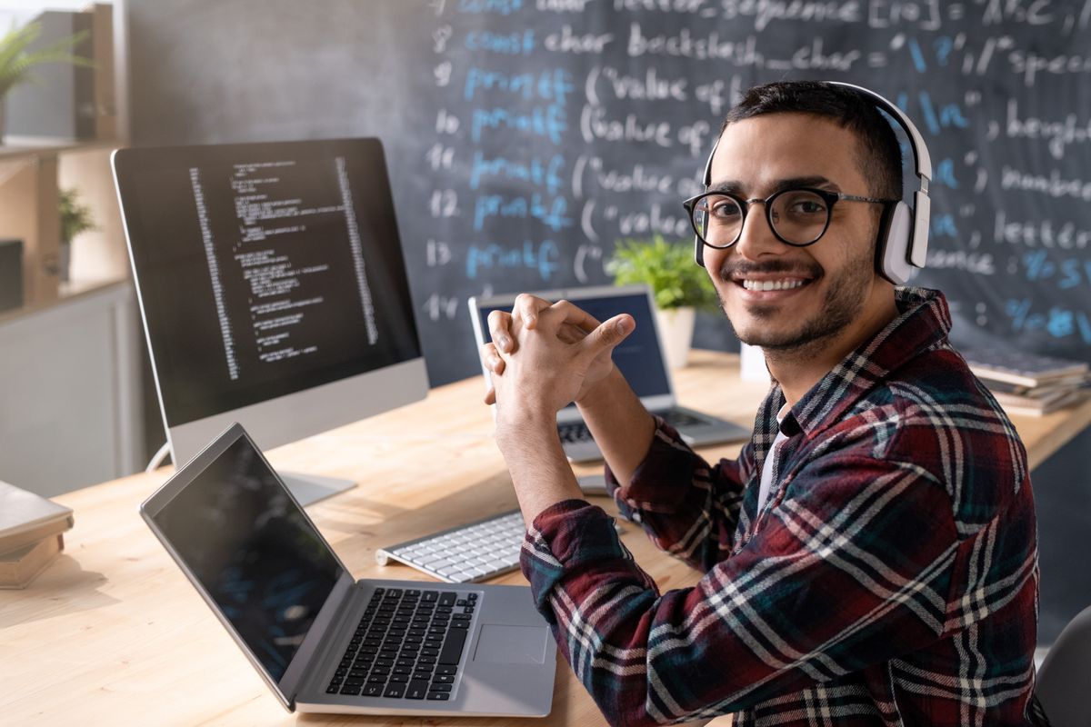 Branchenfactoring IT und Softwareentwicklung von Meridiem-Finanz